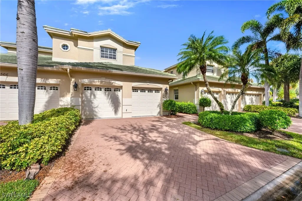 566 Vintage Reserve Lane Naples FL 34119