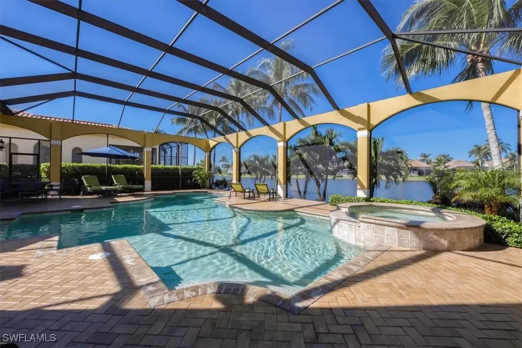 8535 Bellagio Drive Naples FL 34114