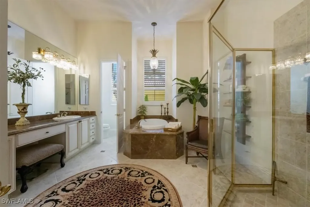 8535 Bellagio Drive Naples FL 34114