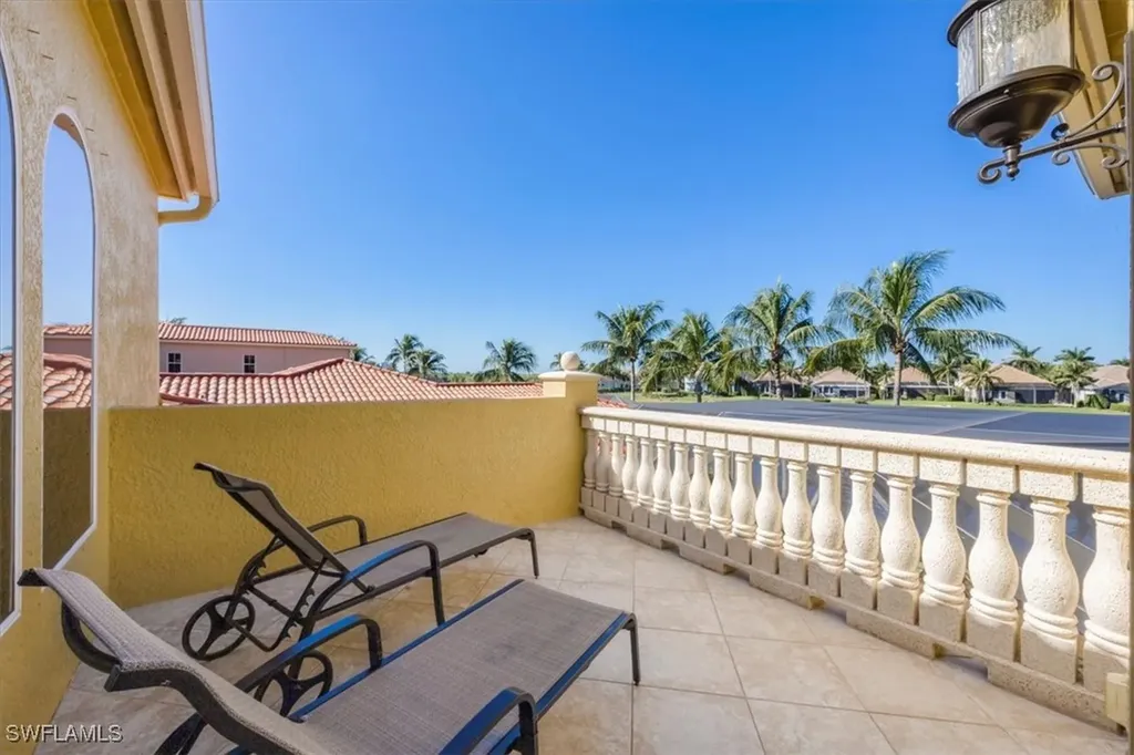 8535 Bellagio Drive Naples FL 34114