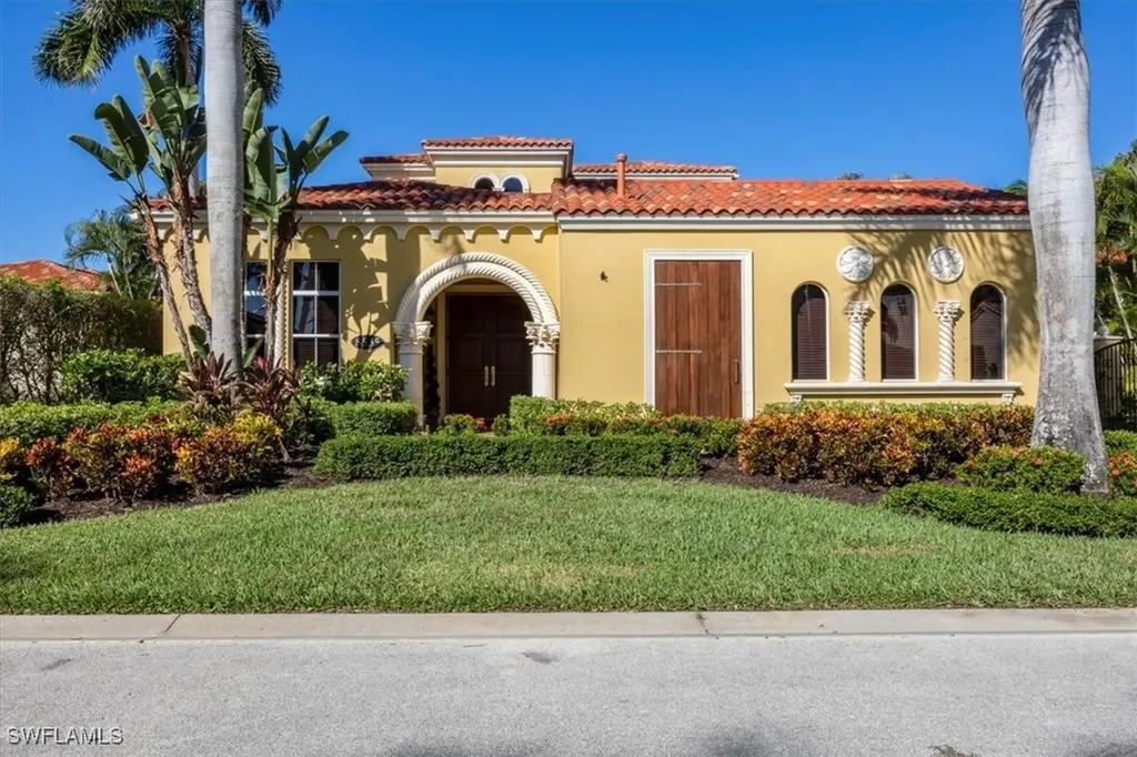 8535 Bellagio Drive Naples FL 34114