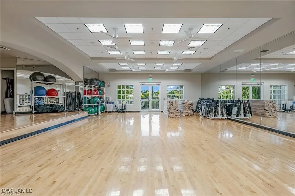 8535 Bellagio Drive Naples FL 34114