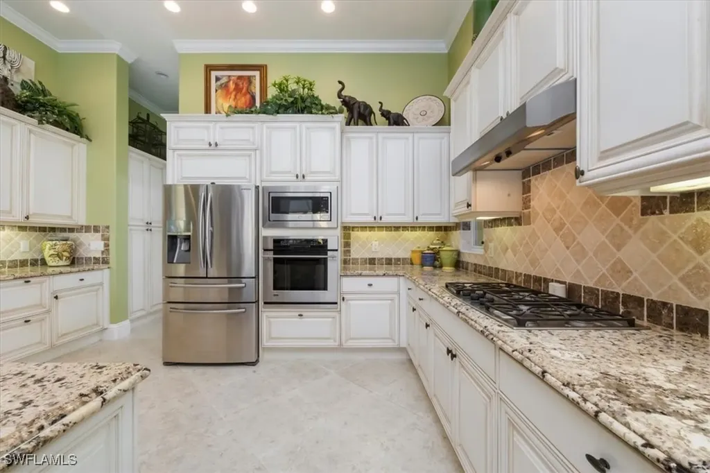 8535 Bellagio Drive Naples FL 34114