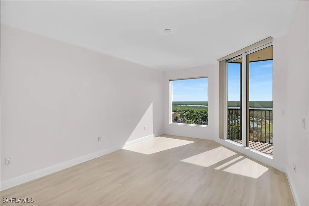 1060 Borghese Lane Naples FL 34114