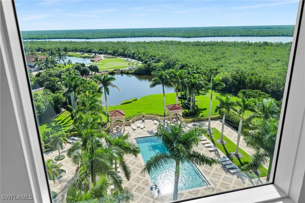 1060 Borghese Lane Naples FL 34114