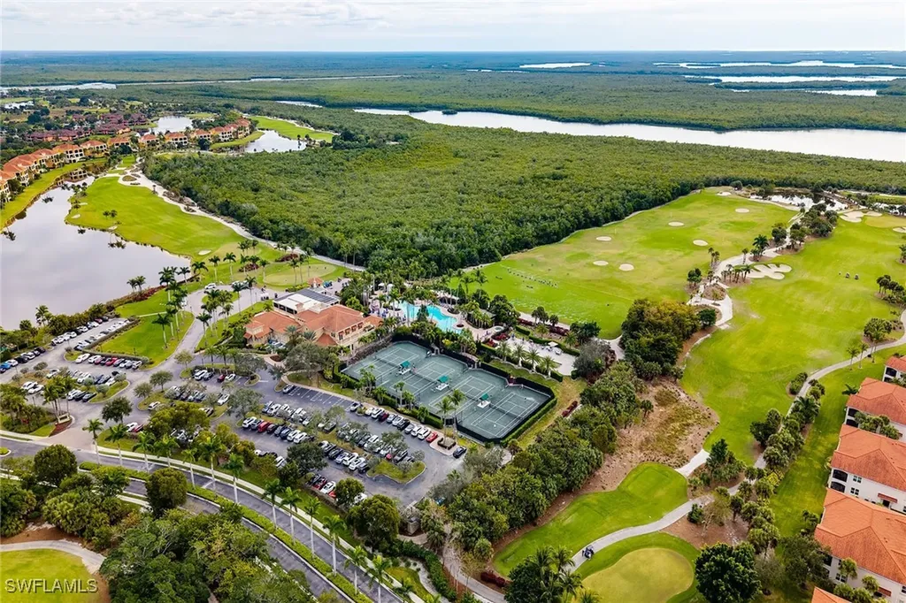 1060 Borghese Lane Naples FL 34114