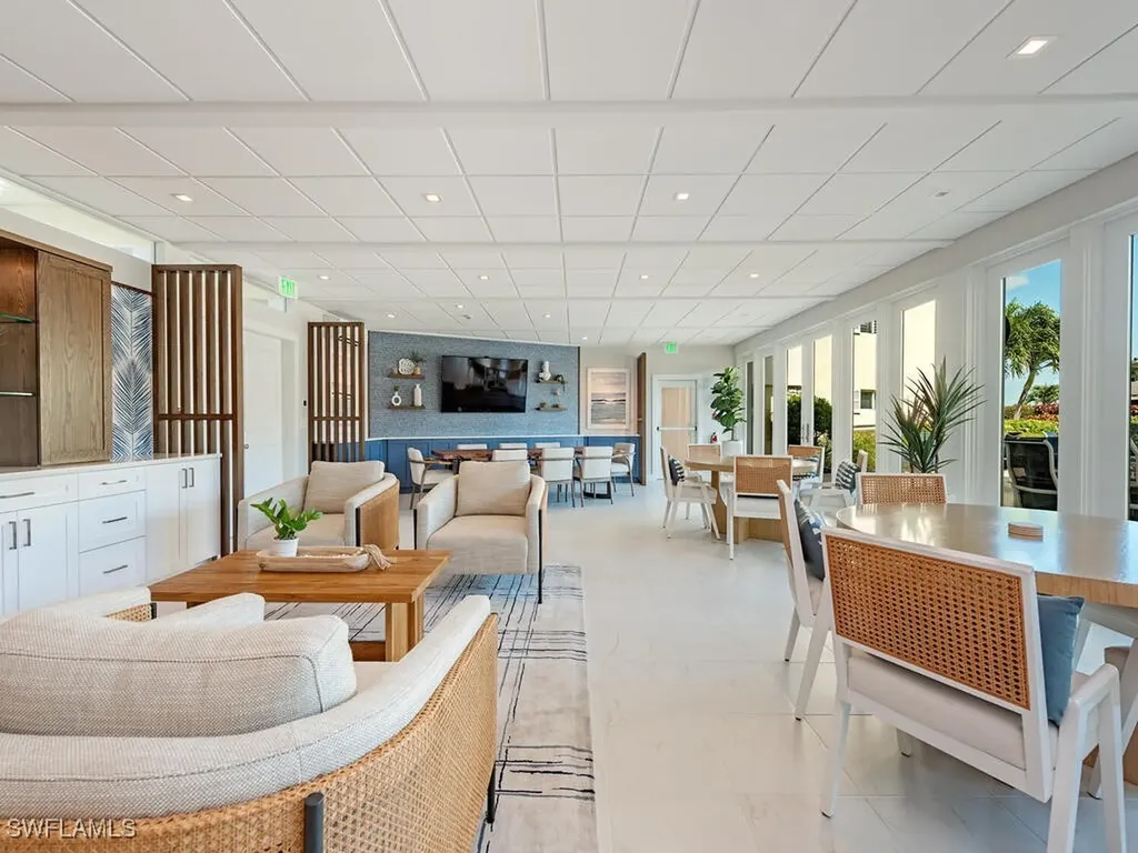 3410 Gulf Shore Boulevard N Naples FL 34103