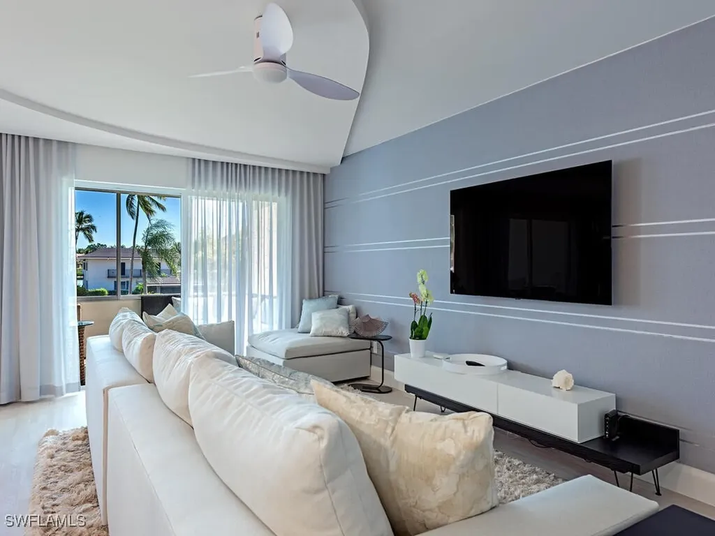 3410 Gulf Shore Boulevard N Naples FL 34103