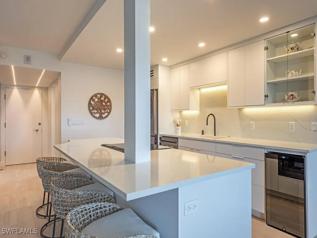 3410 Gulf Shore Boulevard N Naples FL 34103