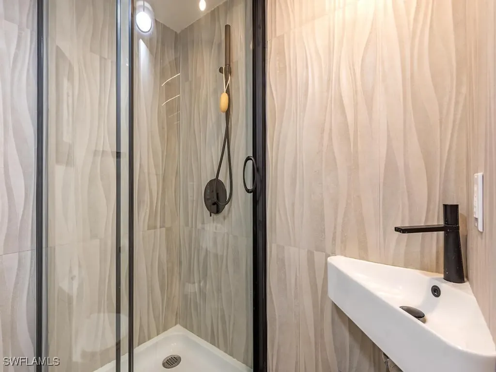 3410 Gulf Shore Boulevard N Naples FL 34103