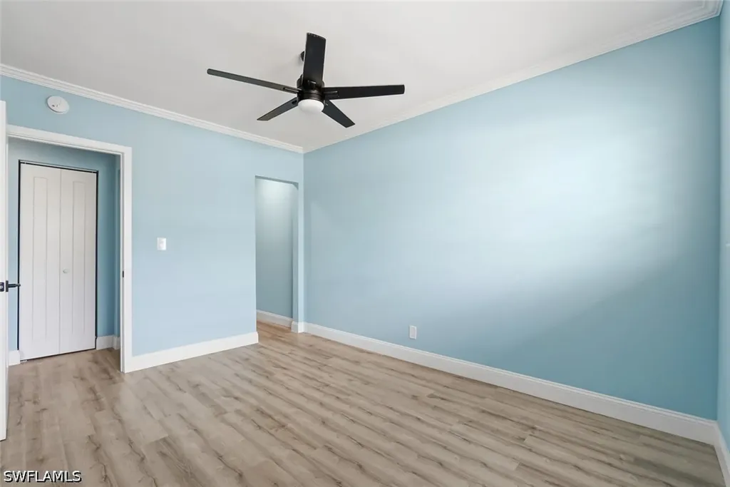 473 12th Avenue S Naples FL 34102