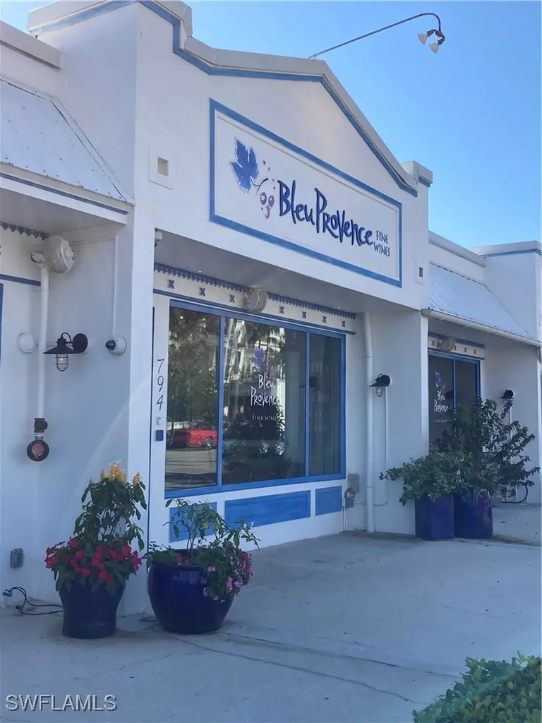 1016 7th Street S Naples FL 34102
