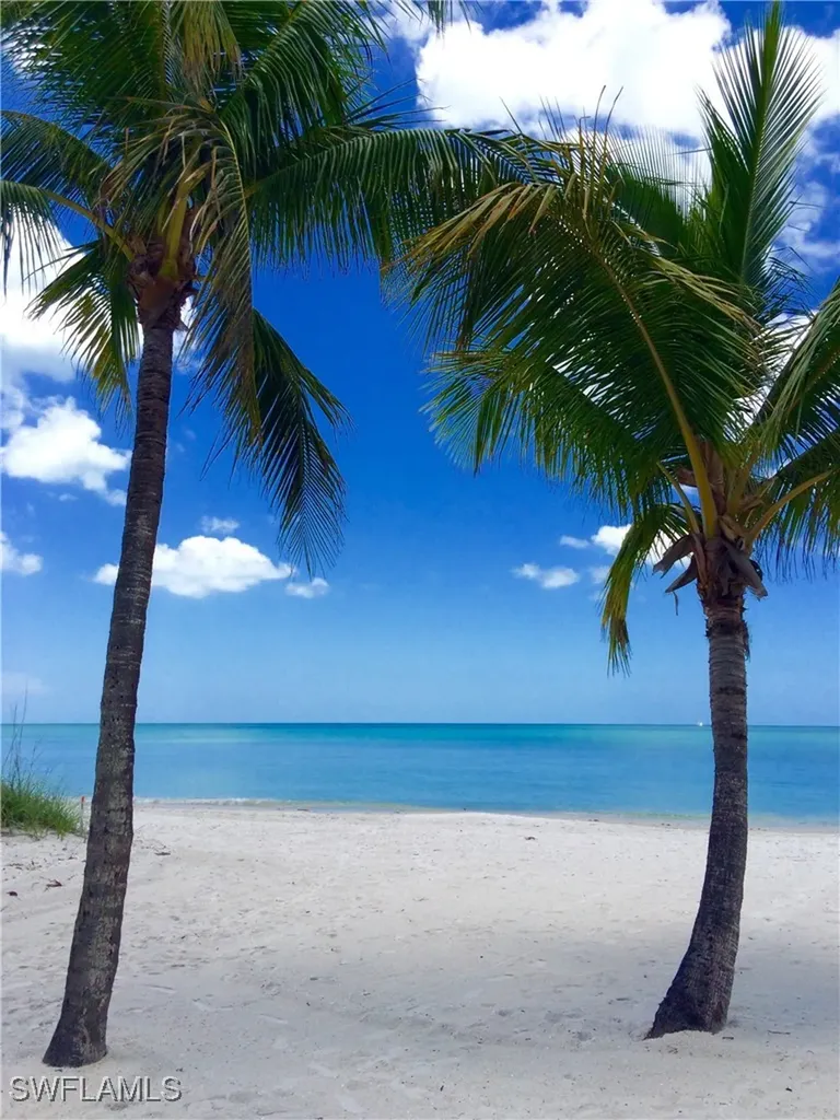 1016 7th Street S Naples FL 34102