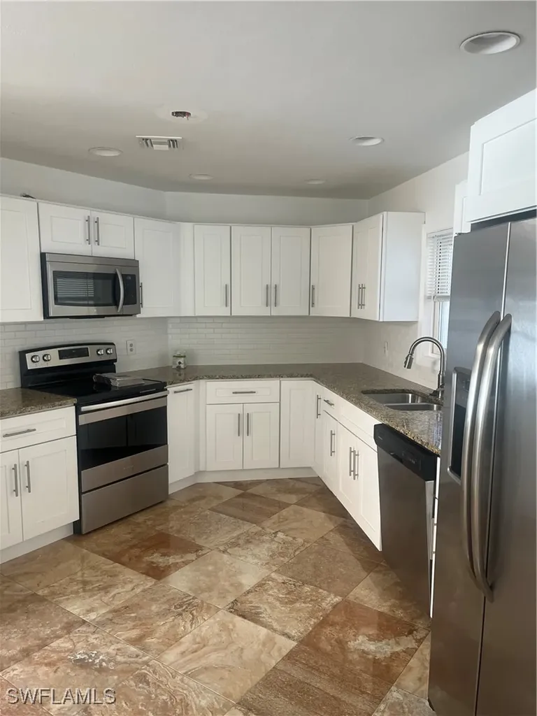 56 Grey Wing Point Naples FL 34113