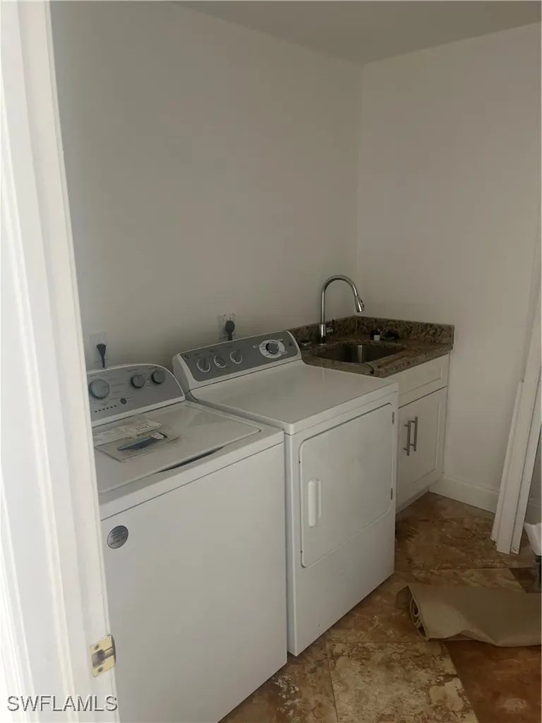 56 Grey Wing Point Naples FL 34113