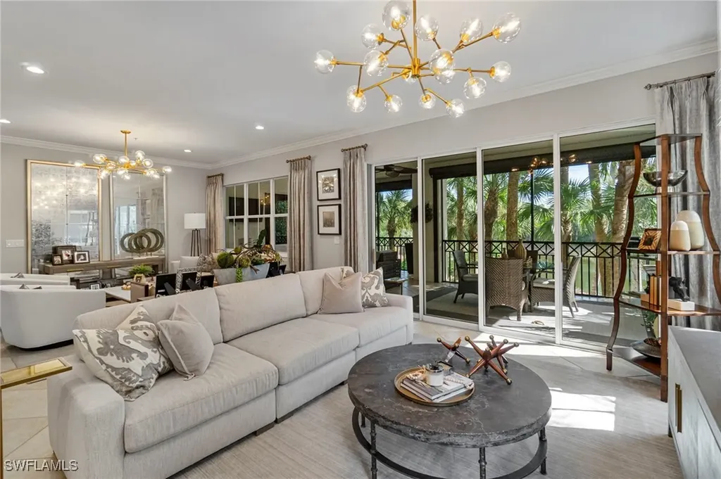 2864 Tiburon Boulevard E Naples FL 34109