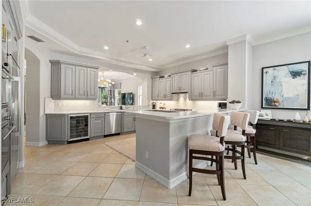 2864 Tiburon Boulevard E Naples FL 34109