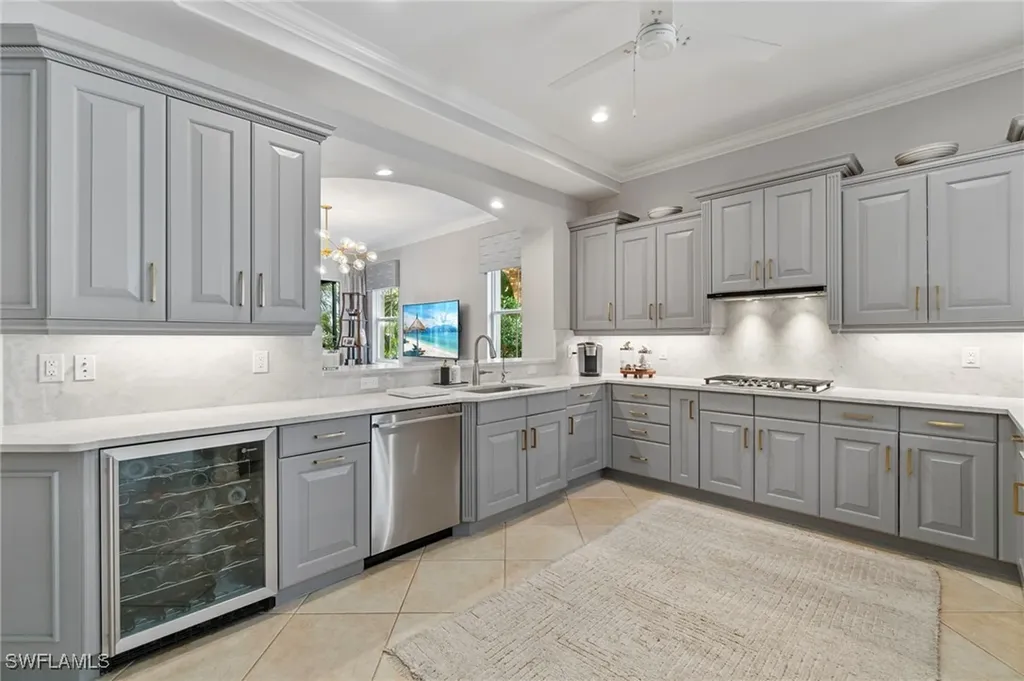 2864 Tiburon Boulevard E Naples FL 34109