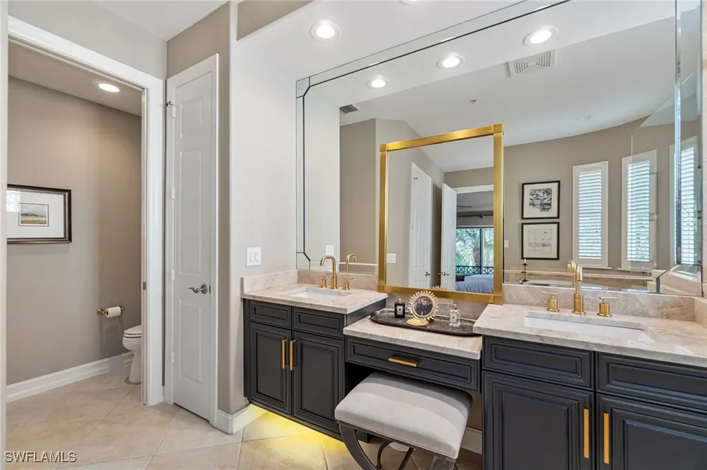 2864 Tiburon Boulevard E Naples FL 34109