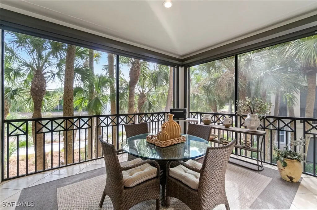 2864 Tiburon Boulevard E Naples FL 34109