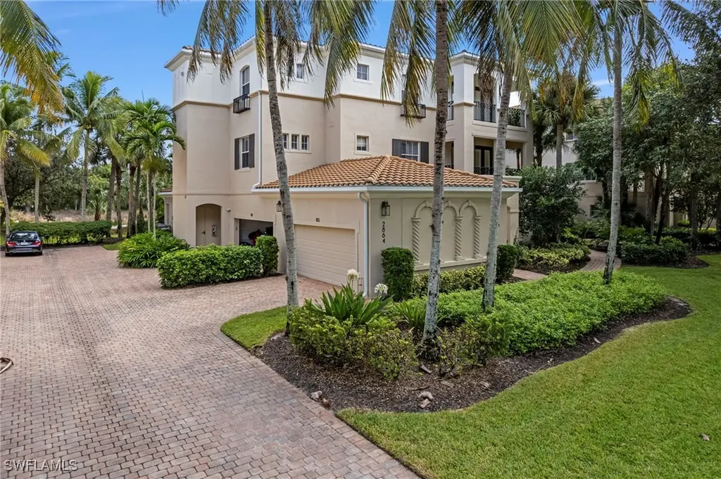 2864 Tiburon Boulevard E Naples FL 34109
