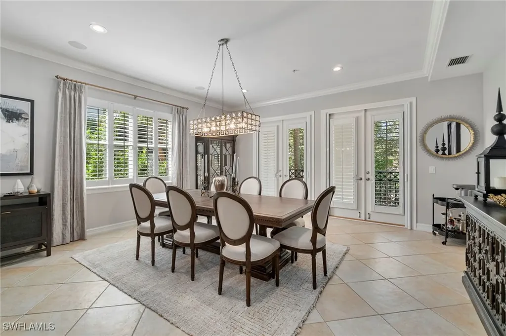 2864 Tiburon Boulevard E Naples FL 34109
