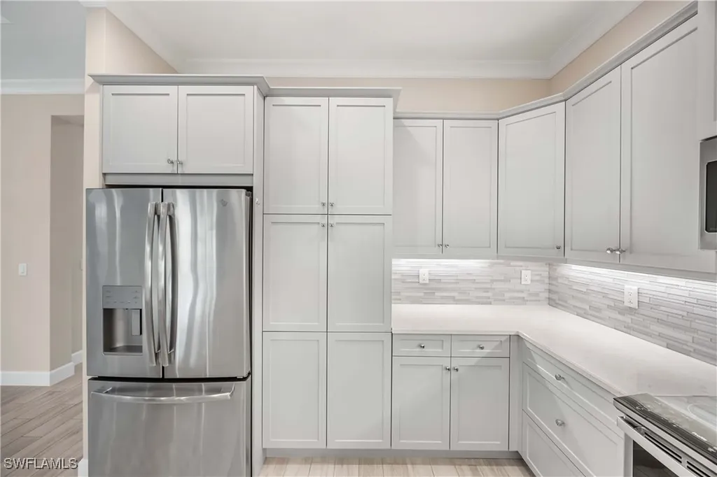 5711 Highbourne Drive Naples FL 34113