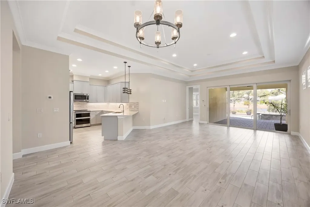 5711 Highbourne Drive Naples FL 34113