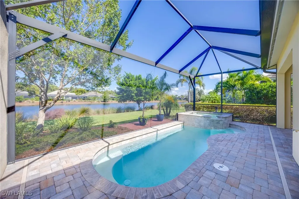 5711 Highbourne Drive Naples FL 34113