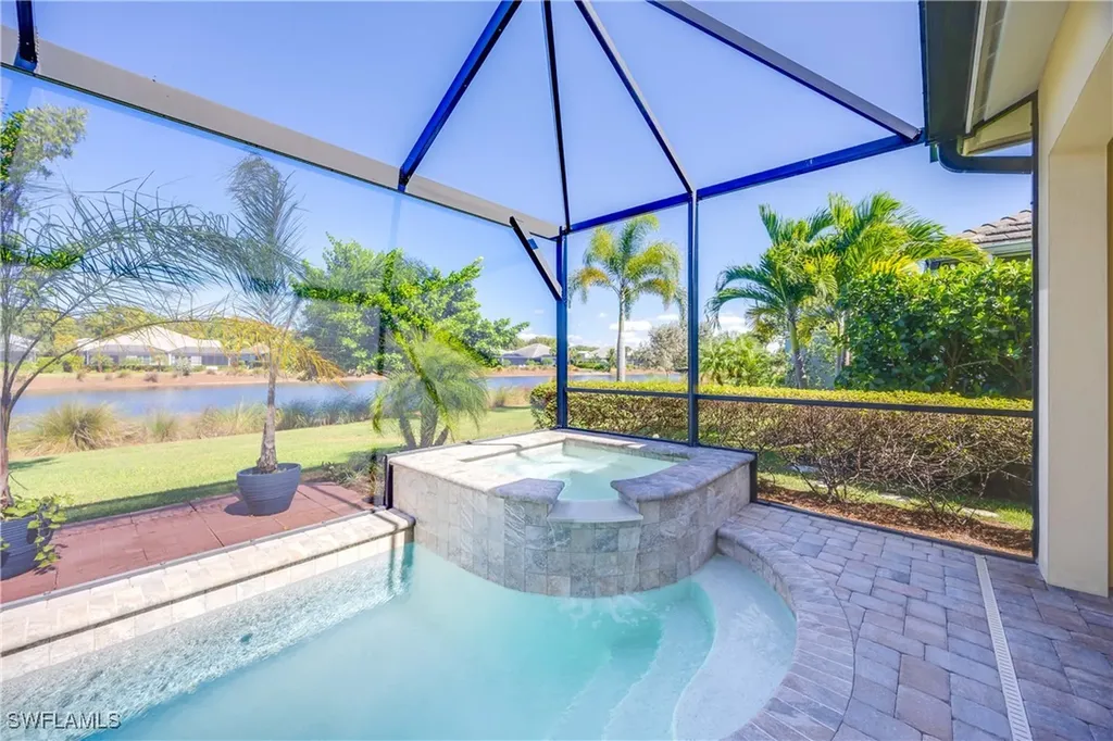 5711 Highbourne Drive Naples FL 34113