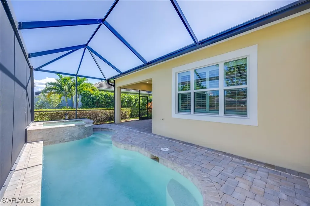 5711 Highbourne Drive Naples FL 34113