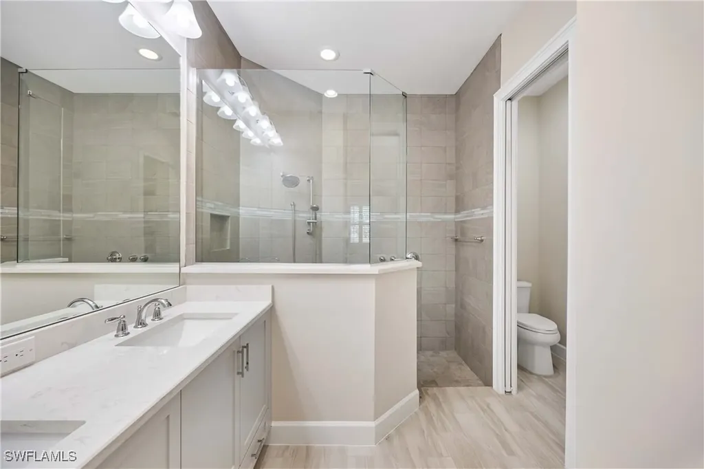 5711 Highbourne Drive Naples FL 34113