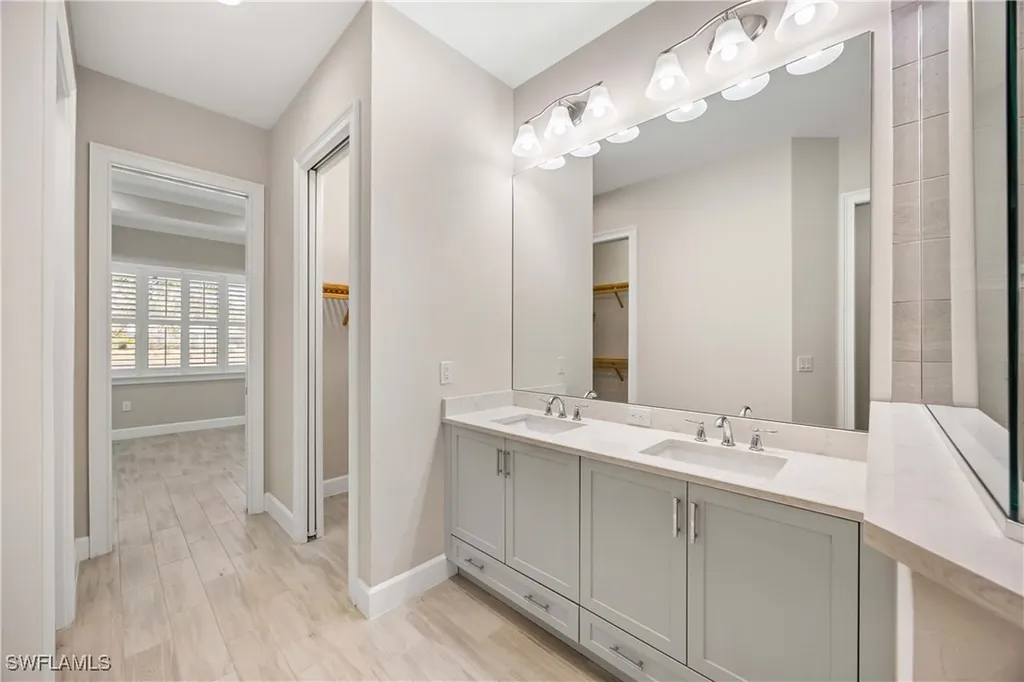 5711 Highbourne Drive Naples FL 34113