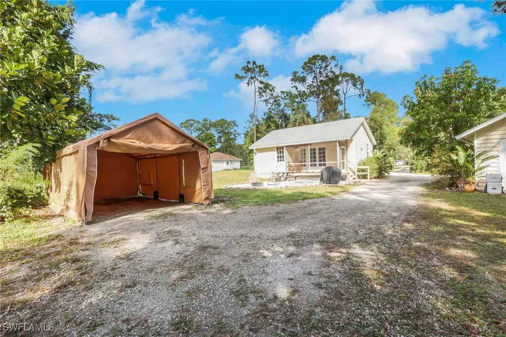 5092 Boxwood Way Naples FL 34116