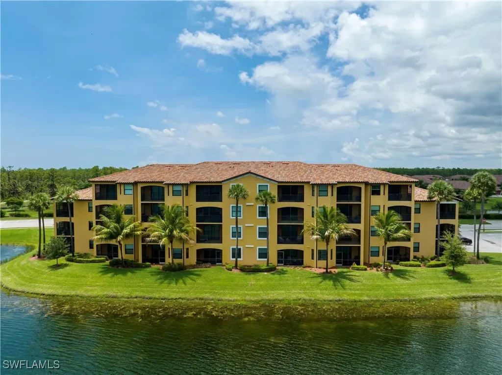 9560 Trevi Court Naples FL 34113