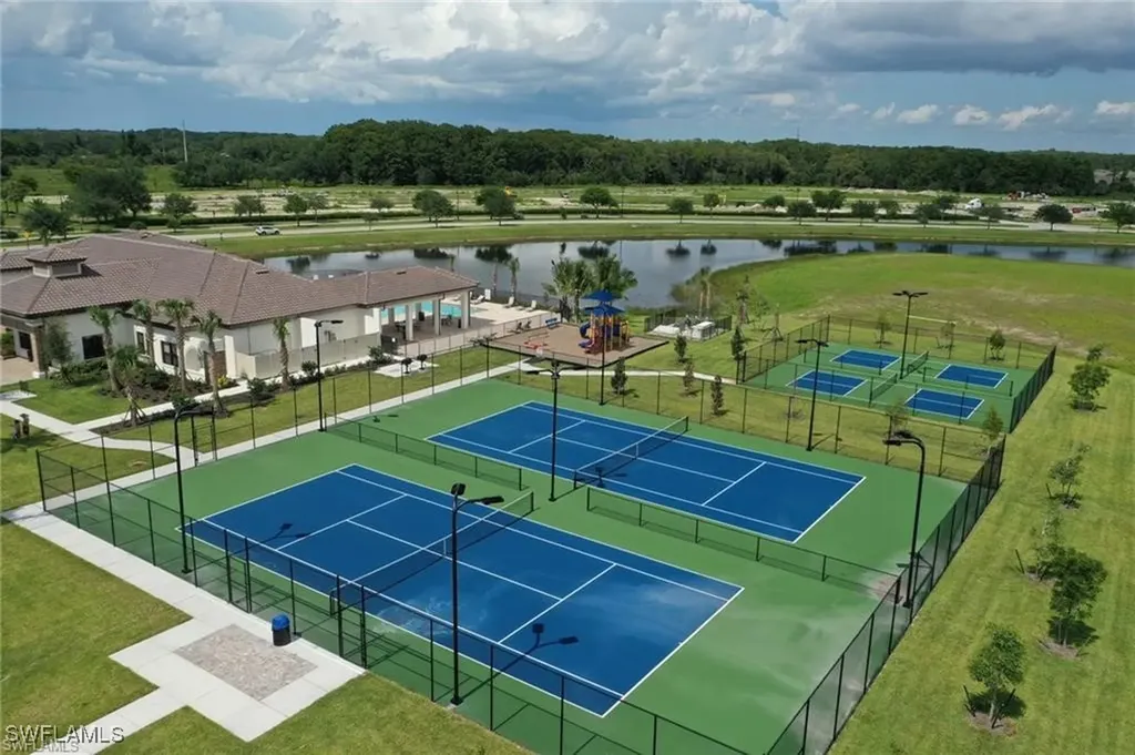 4519 NW 37th Avenue Cape Coral FL 33993