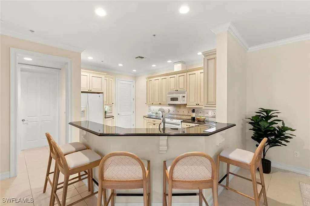 600 5th Avenue S Naples FL 34102