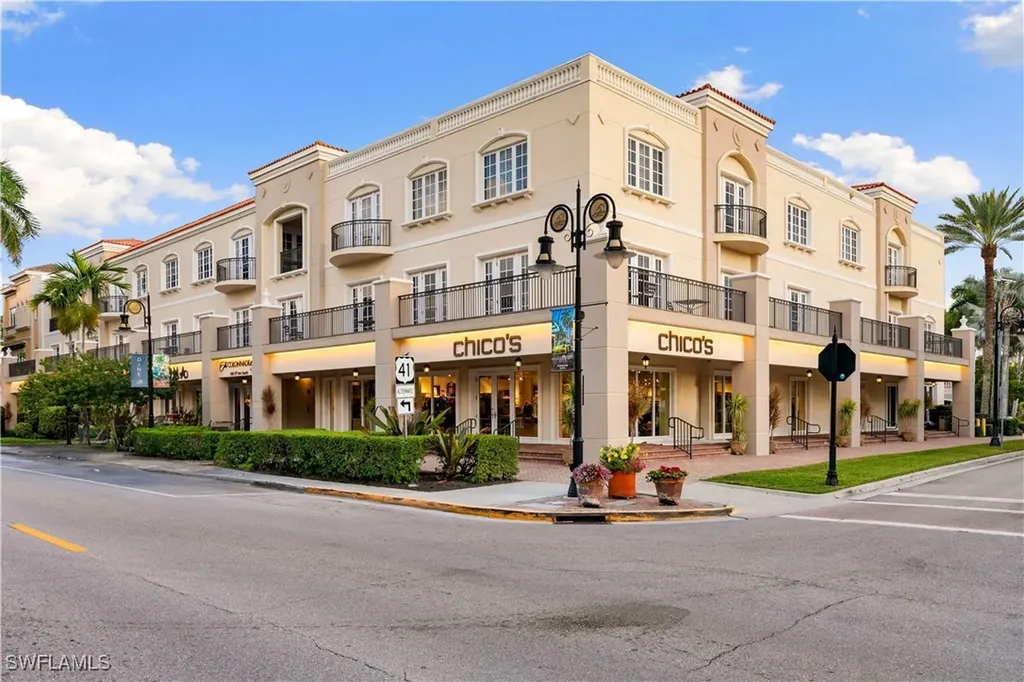 600 5th Avenue S Naples FL 34102