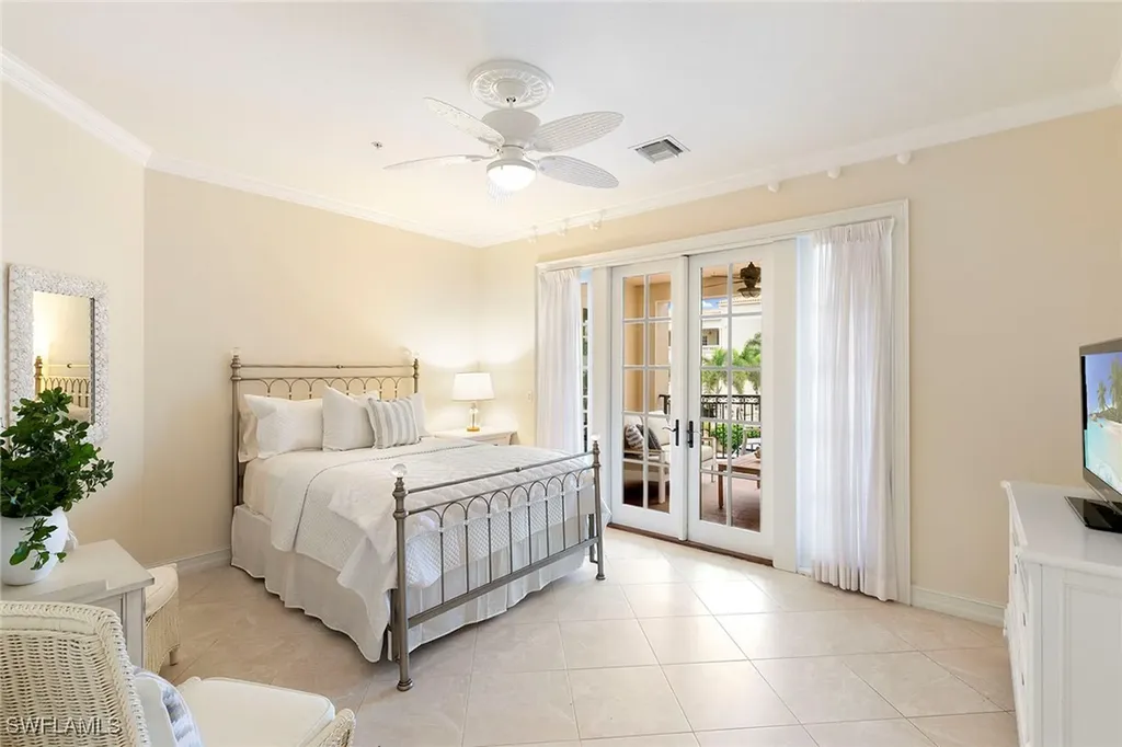 600 5th Avenue S Naples FL 34102