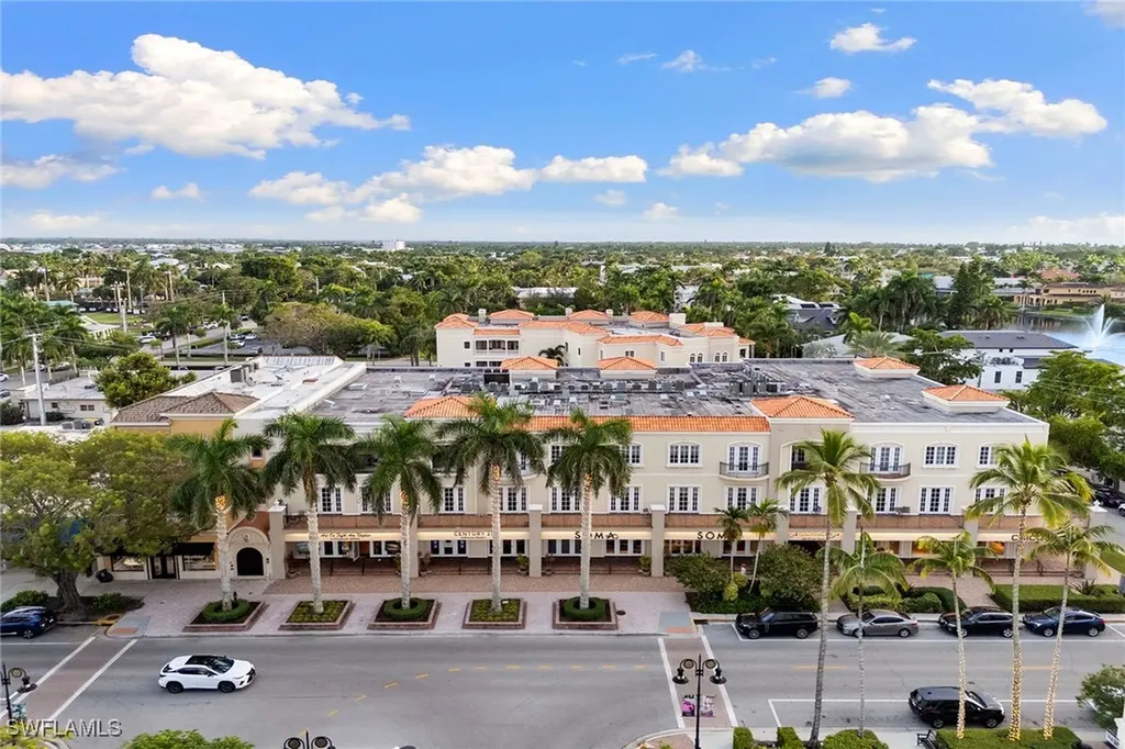 600 5th Avenue S Naples FL 34102