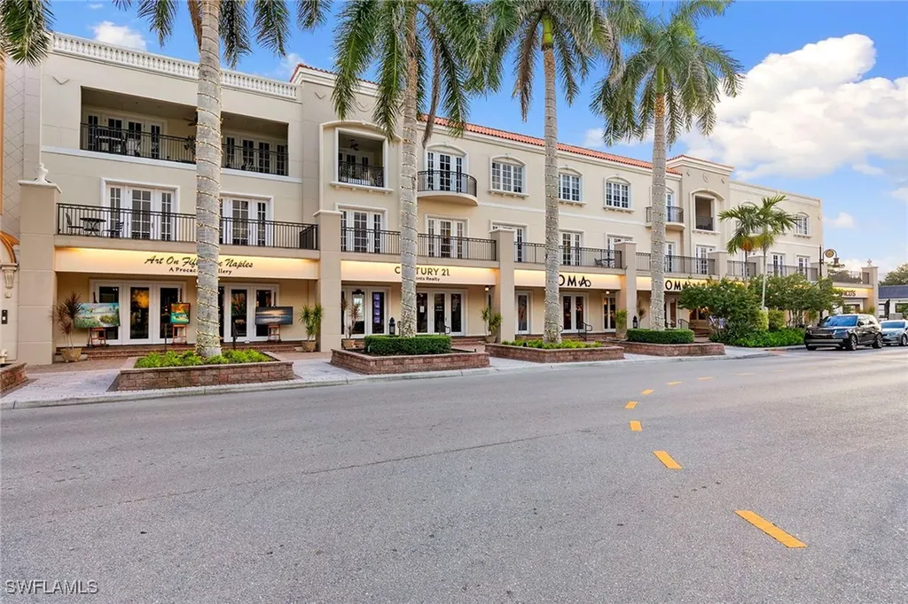 600 5th Avenue S Naples FL 34102