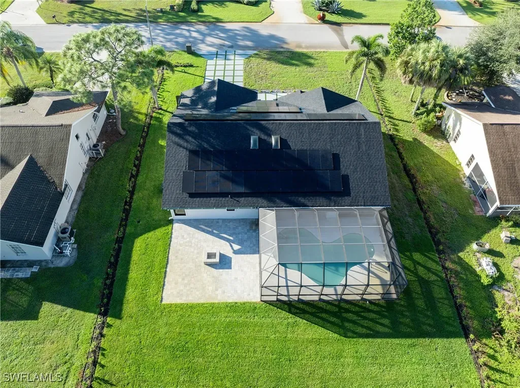5105 Berkeley Drive Naples FL 34112
