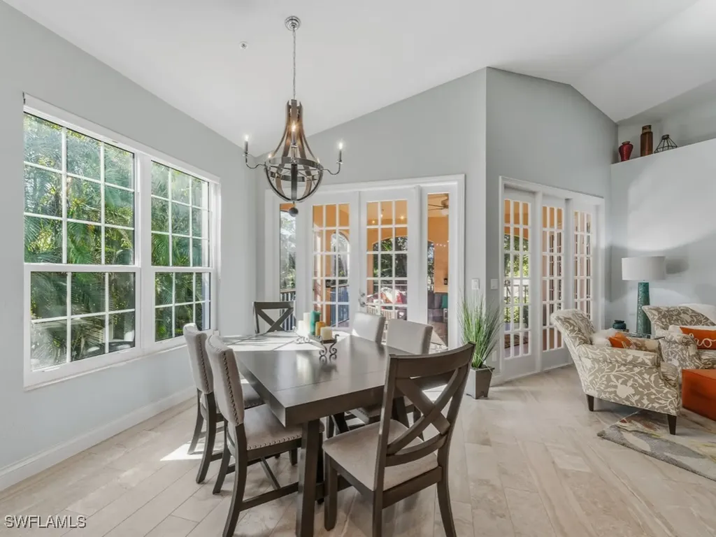 175 Colonade Circle Naples FL 34103