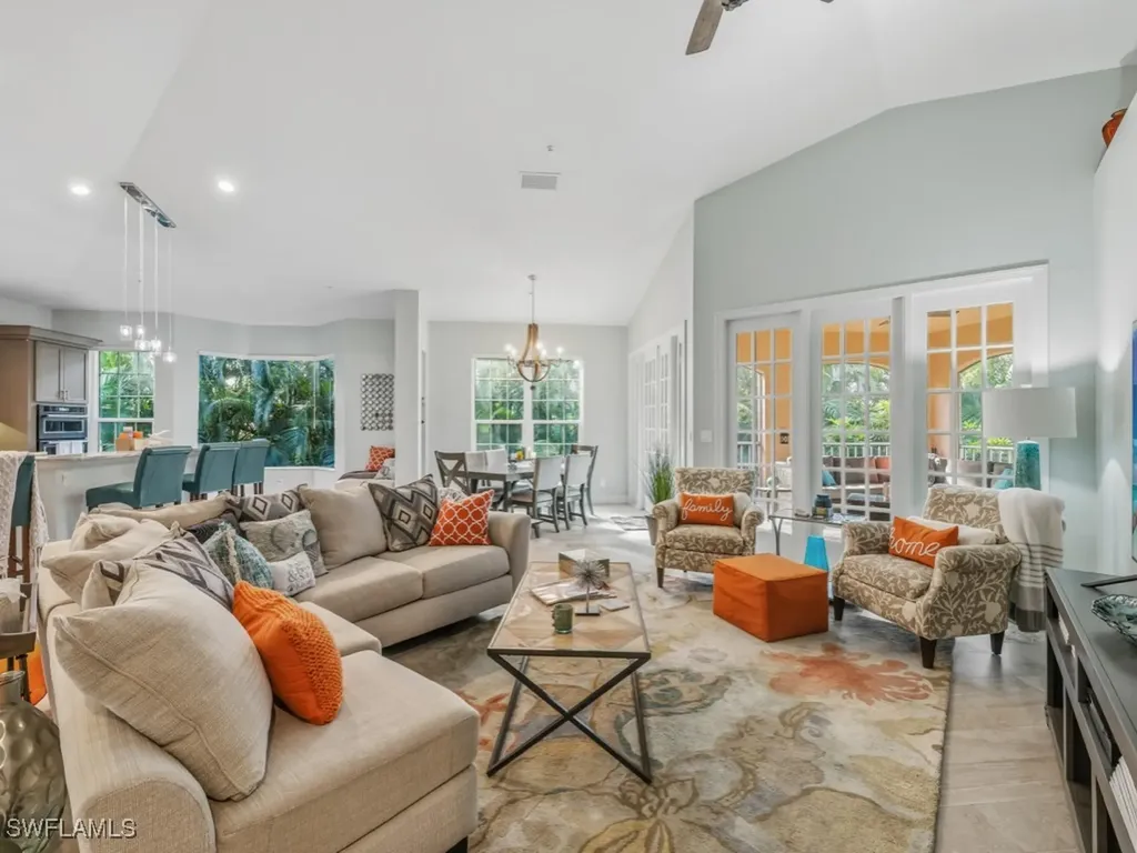175 Colonade Circle Naples FL 34103
