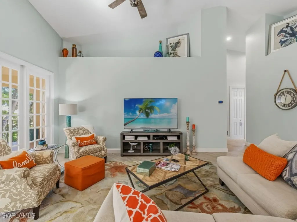 175 Colonade Circle Naples FL 34103