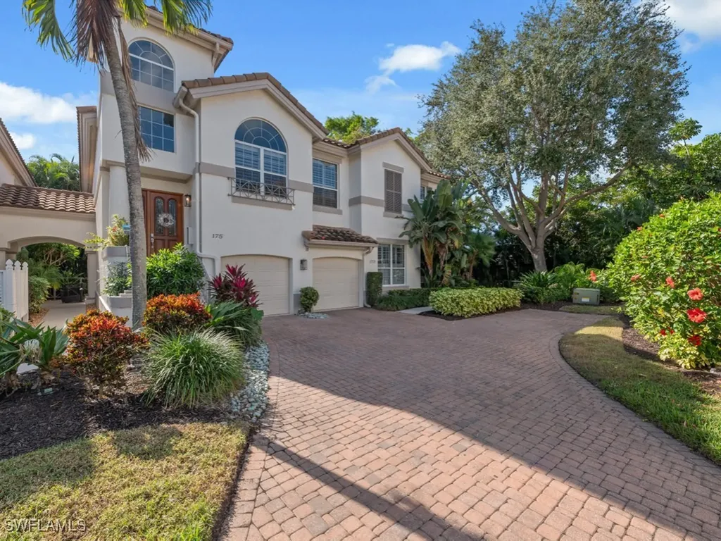 175 Colonade Circle Naples FL 34103
