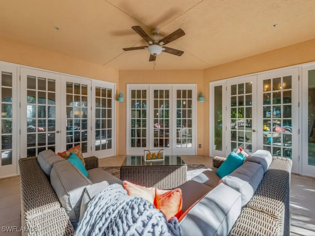 175 Colonade Circle Naples FL 34103