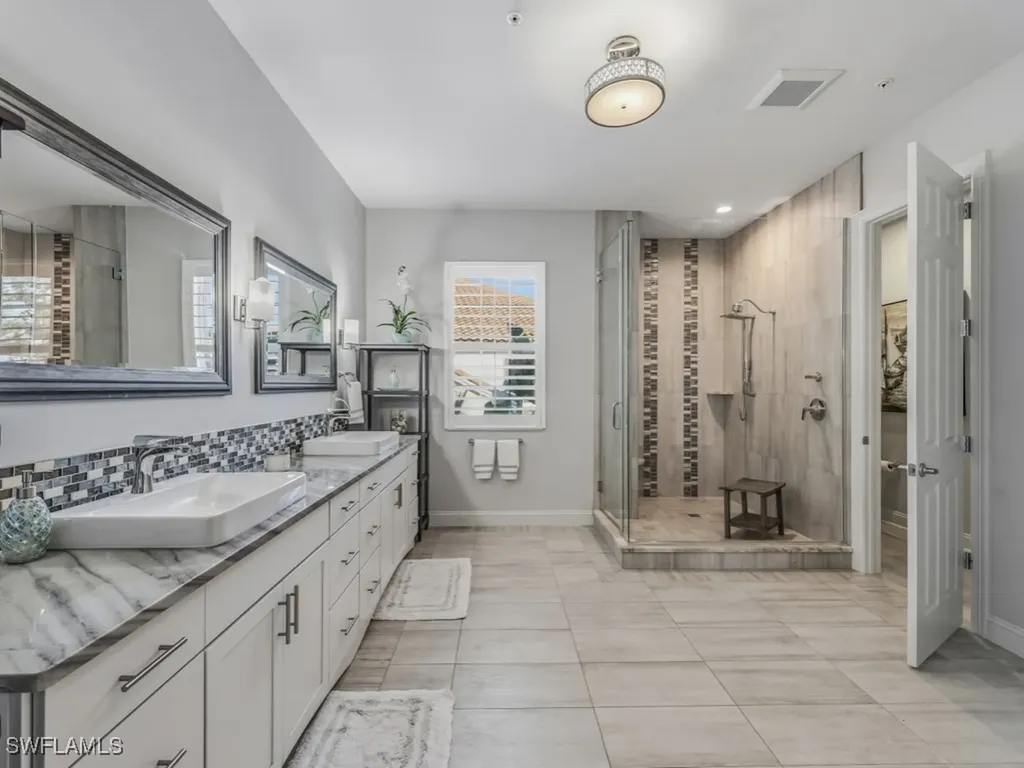 175 Colonade Circle Naples FL 34103