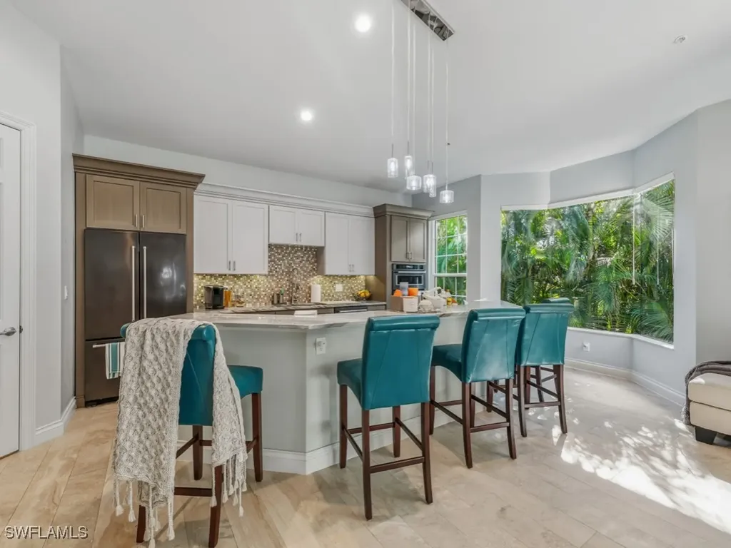 175 Colonade Circle Naples FL 34103