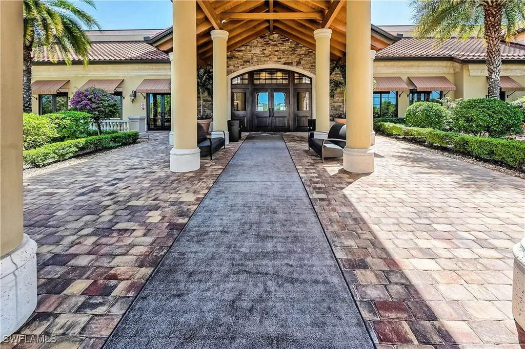 9815 Giaveno Court Naples FL 34113
